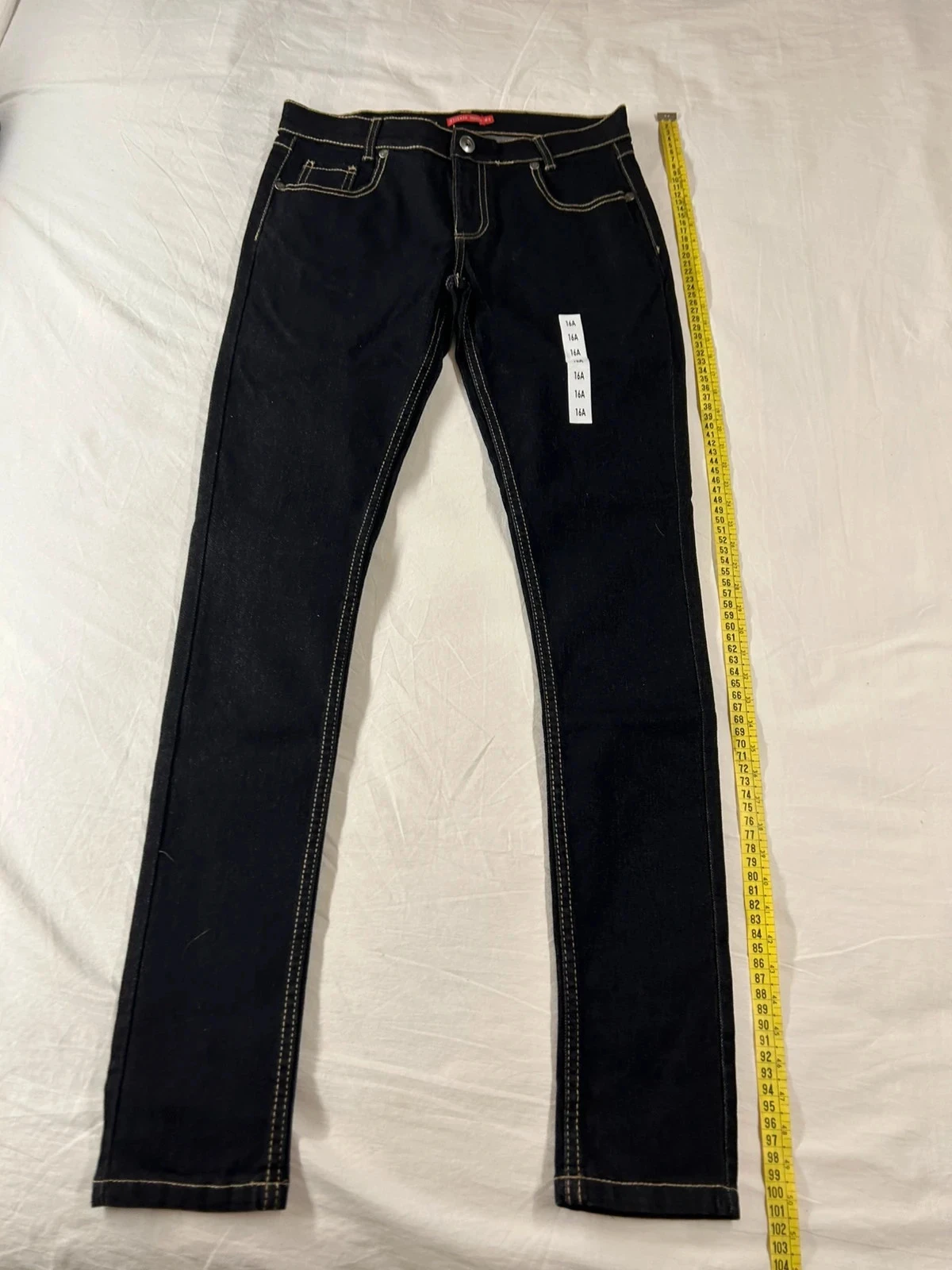 Zwarte skinny jeans in de ruwe versie van Tissaia – photo 2